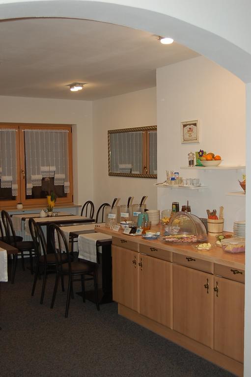Brucker Gastehaus Hotel Fuerstenfeldbruck Buitenkant foto